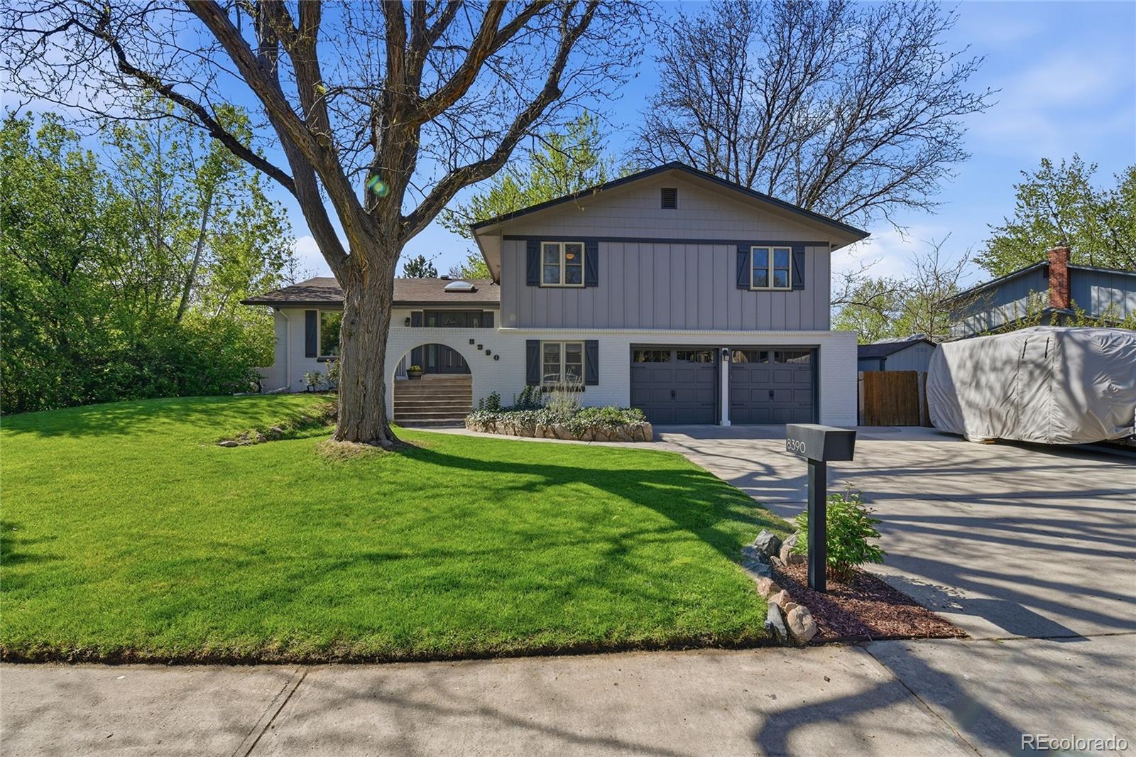 8390 W Harvard Drive Lakewood CO 80227
