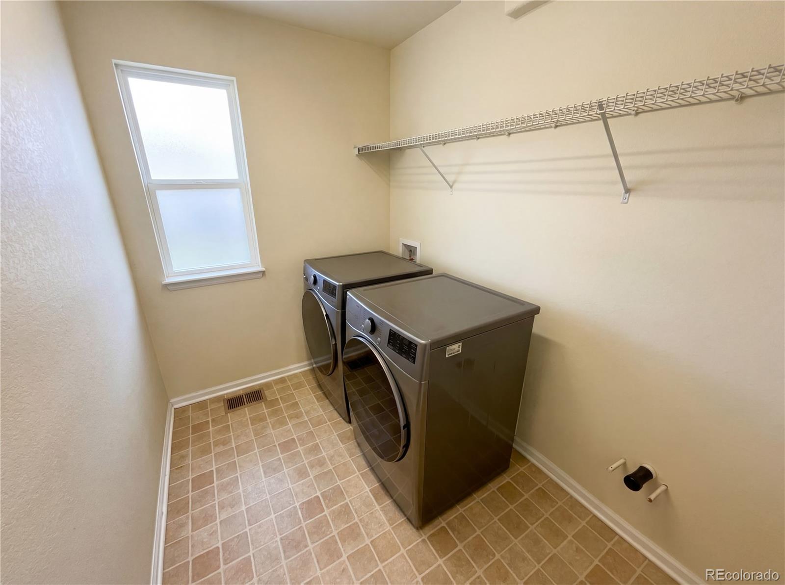 6334 N Ensenada Court Aurora CO 80019