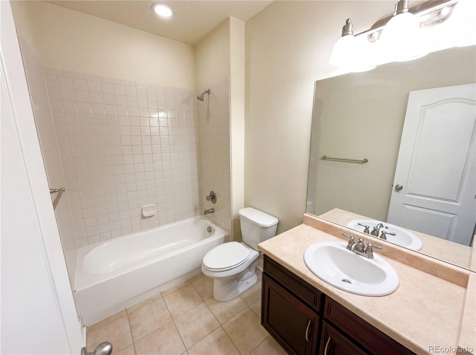 6334 N Ensenada Court Aurora CO 80019