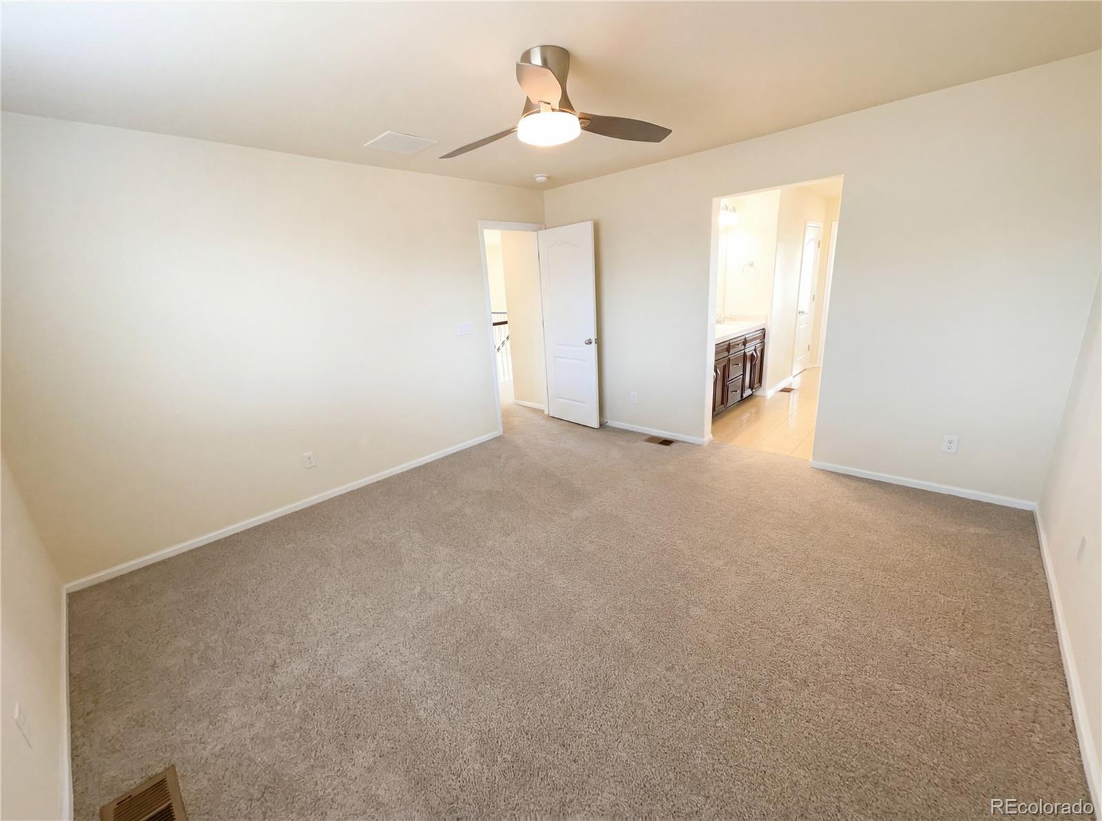 6334 N Ensenada Court Aurora CO 80019