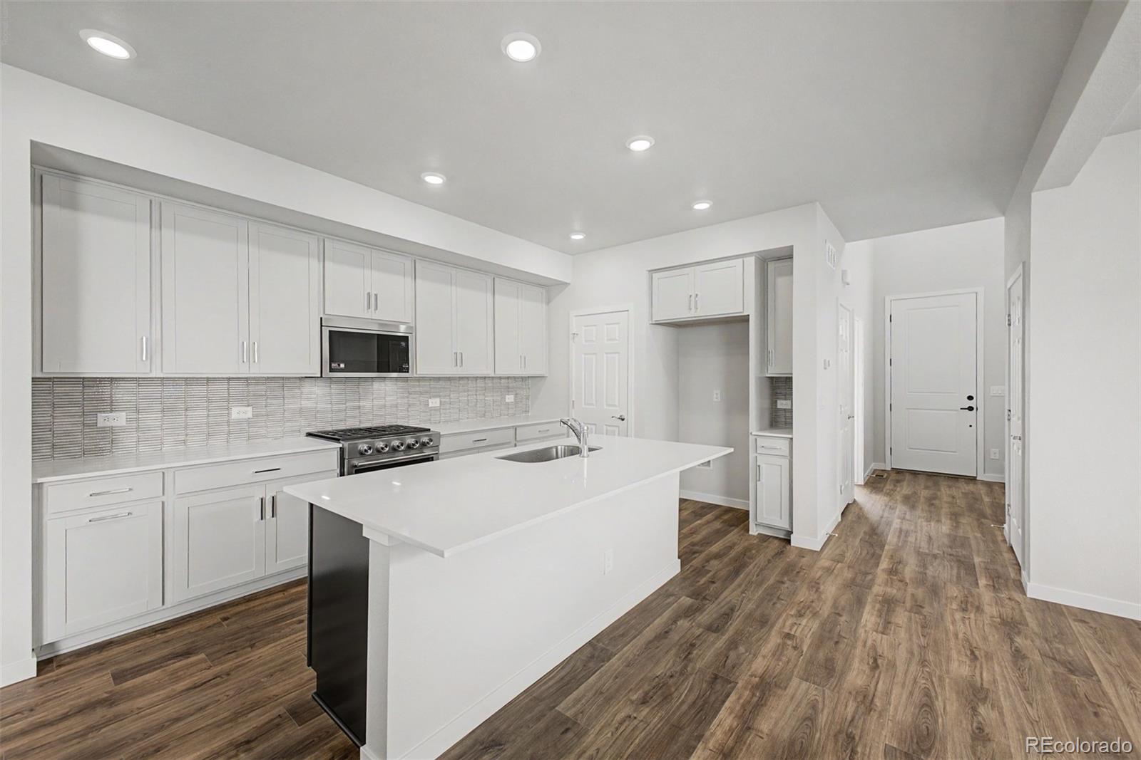 5826 N Orleans Street Aurora CO 80019