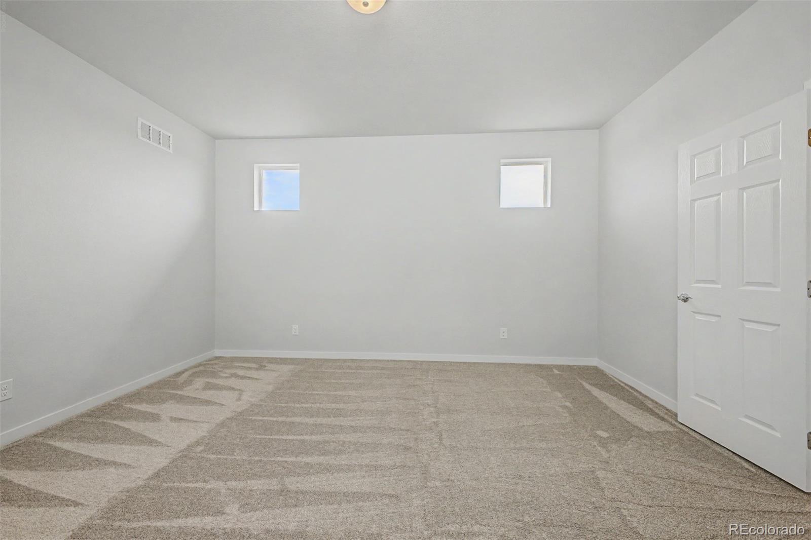 5826 N Orleans Street Aurora CO 80019