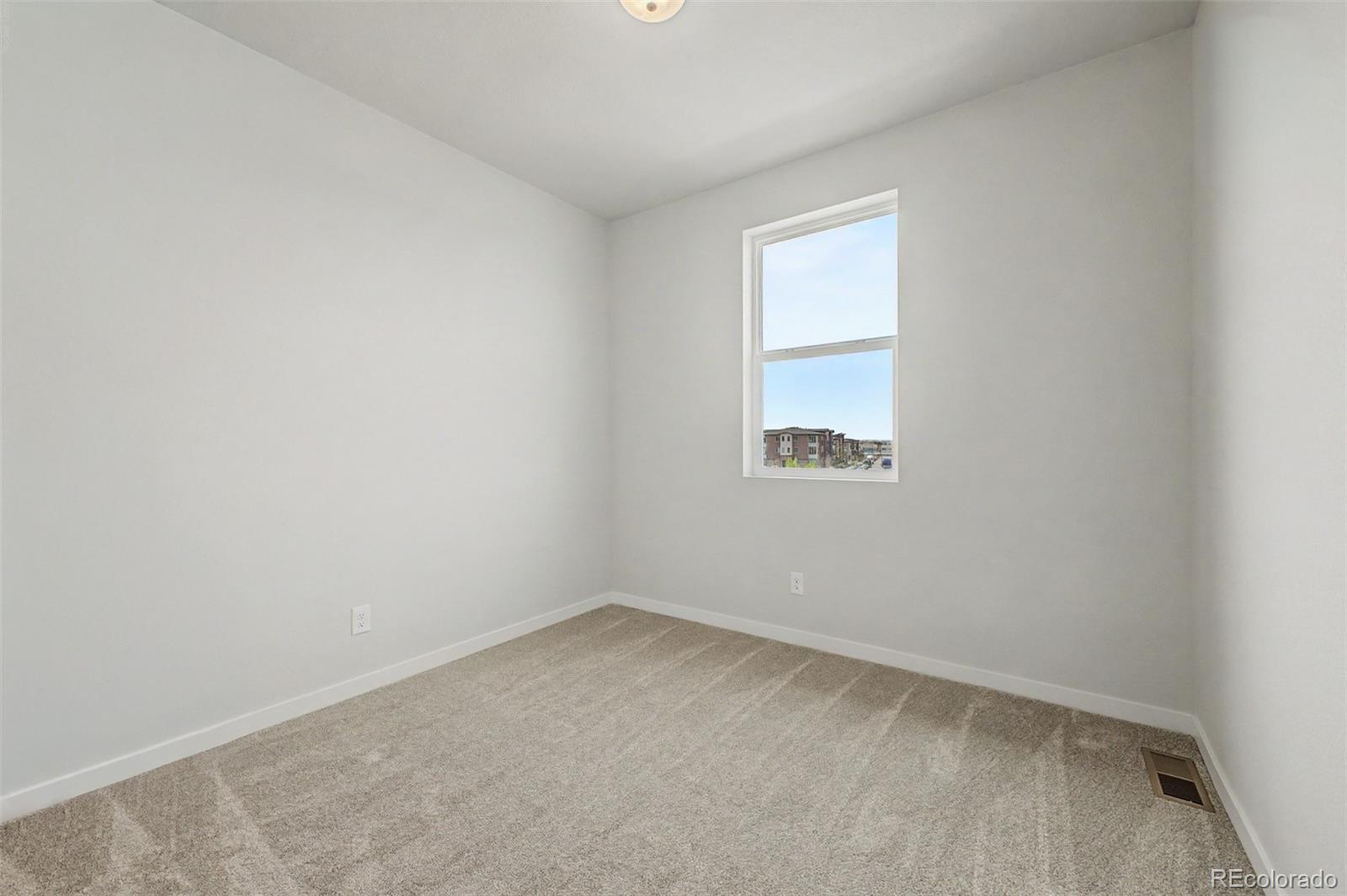 5826 N Orleans Street Aurora CO 80019