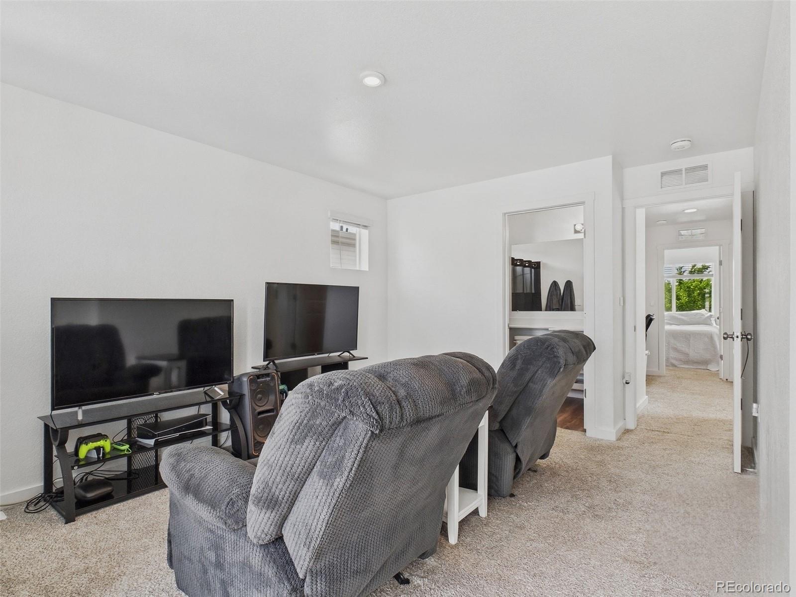 5033 N Walden Way Denver CO 80249
