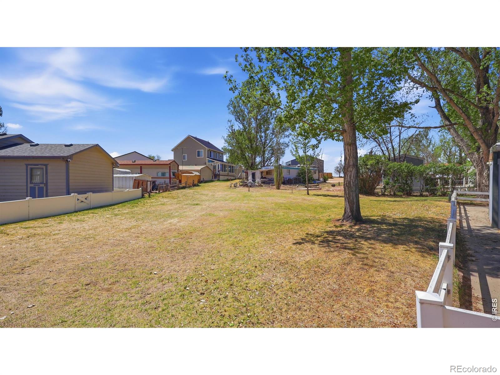 256 Navajo Road Weldona CO 80653
