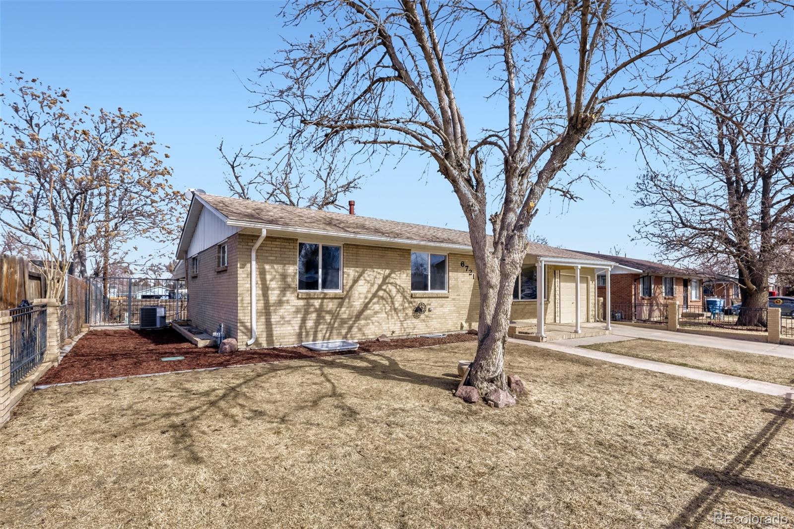 6721 E 61st Avenue Commerce City CO 80022