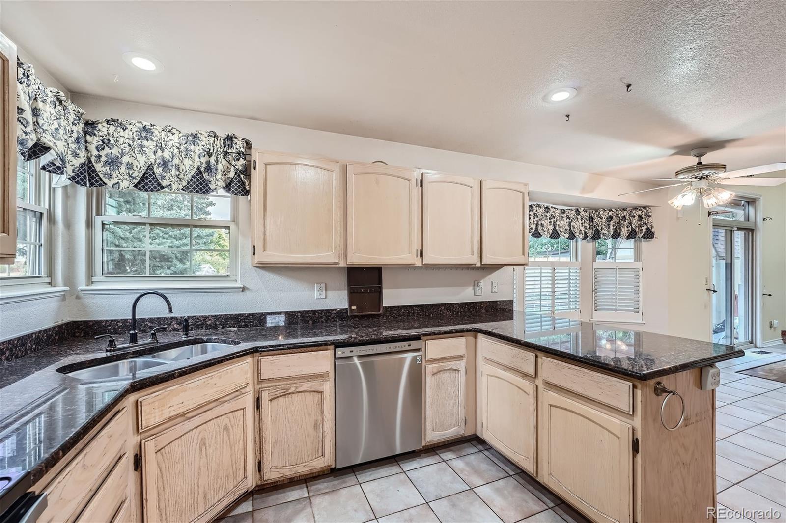 3808 S Uravan Street Aurora CO 80013