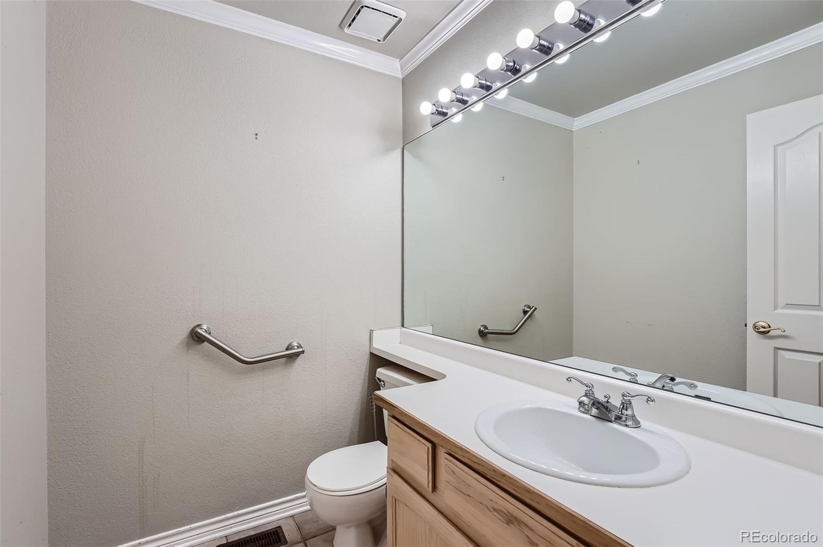 3808 S Uravan Street Aurora CO 80013