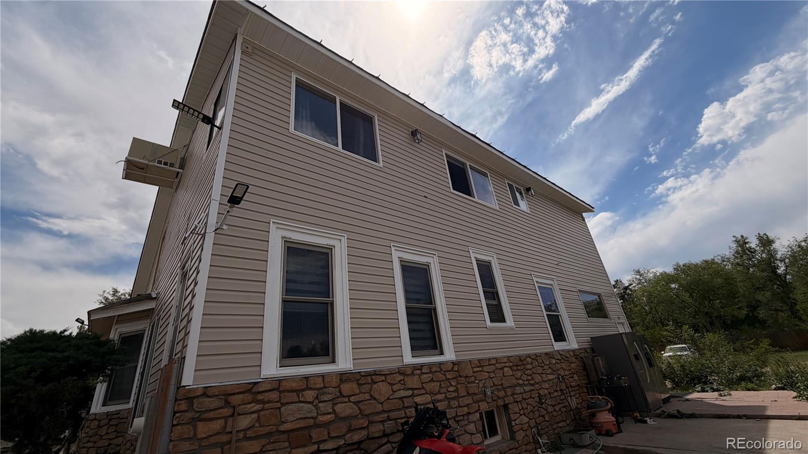 937 E Belleview Avenue Littleton CO 80121