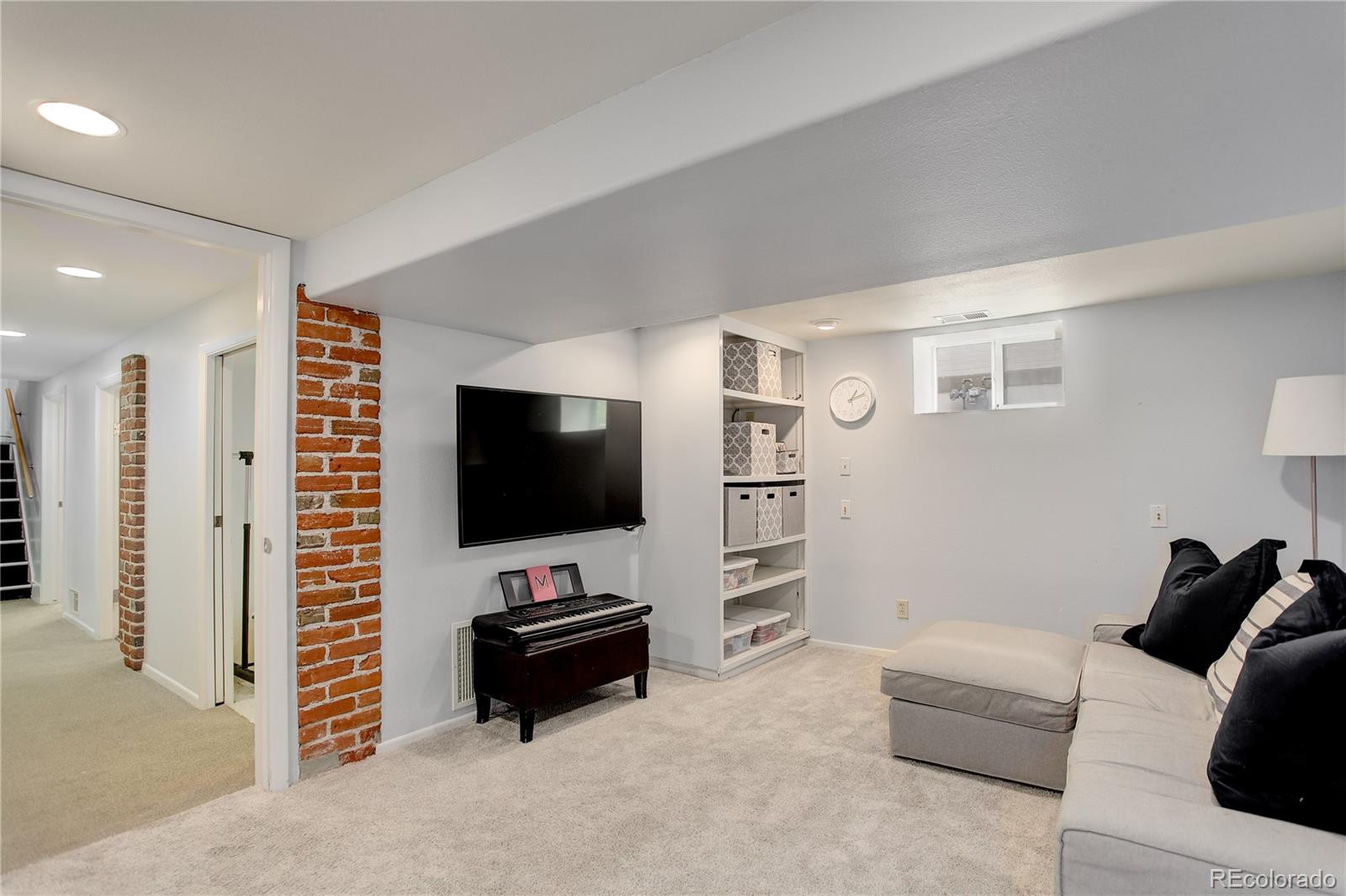 3743 Newton Street Denver CO 80211
