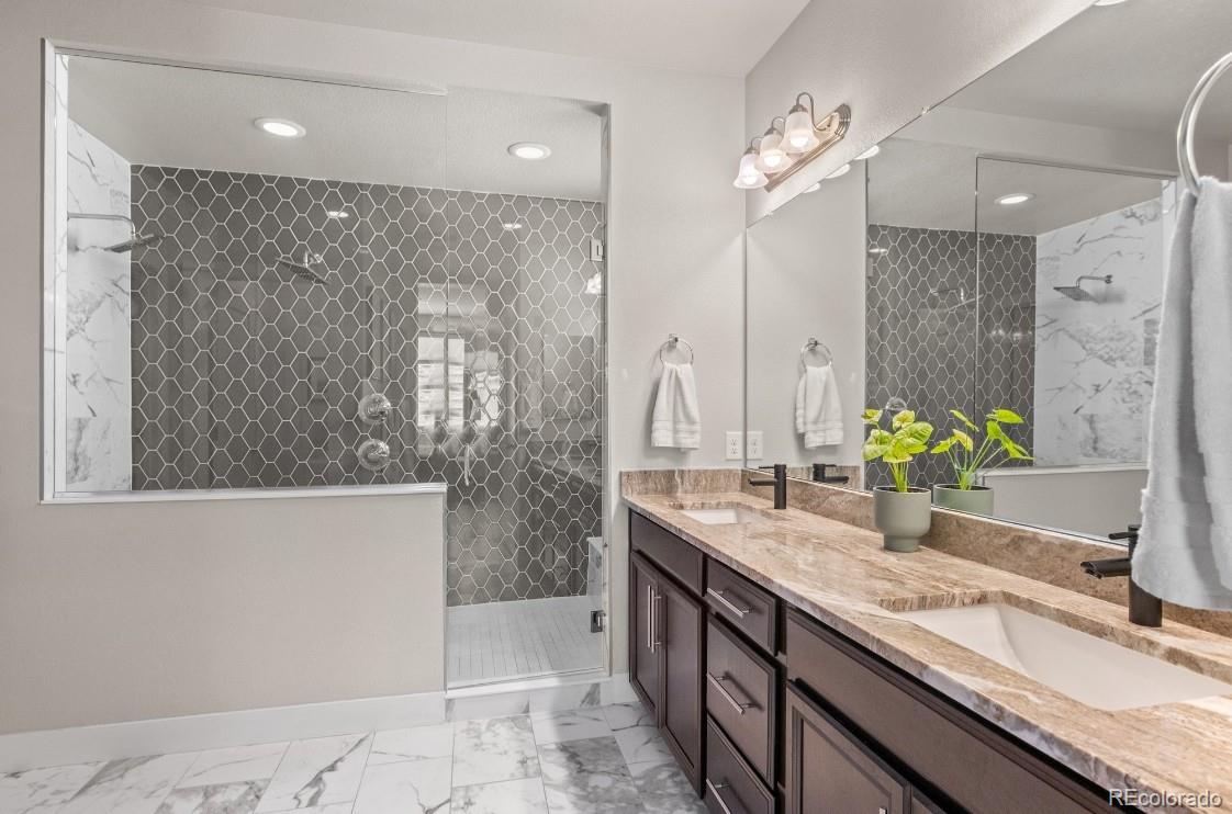 27162 E Davies Avenue Aurora CO 80016