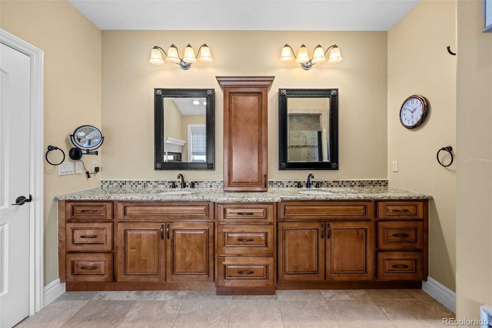 43 S Monroe Street Denver CO 80209