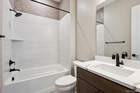 7334 Canyonpoint Road Castle Pines CO 80108