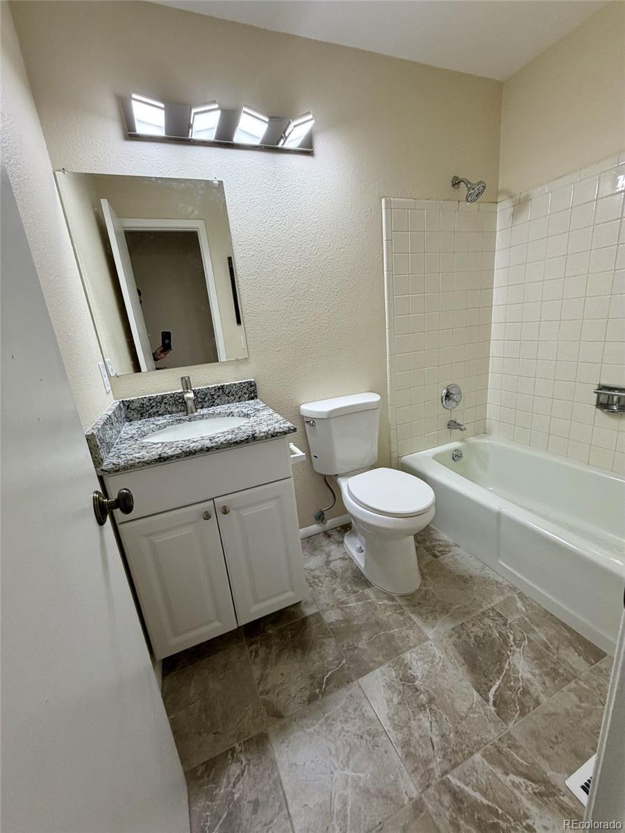 5030 Titan Court Denver CO 80239