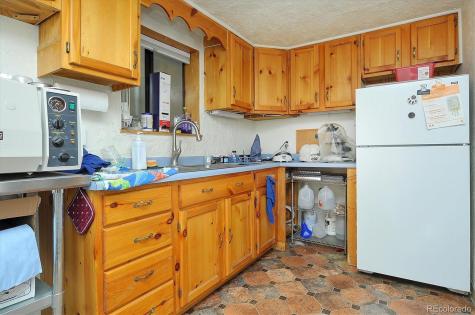 10300 Us Highway 50 Howard CO 81233