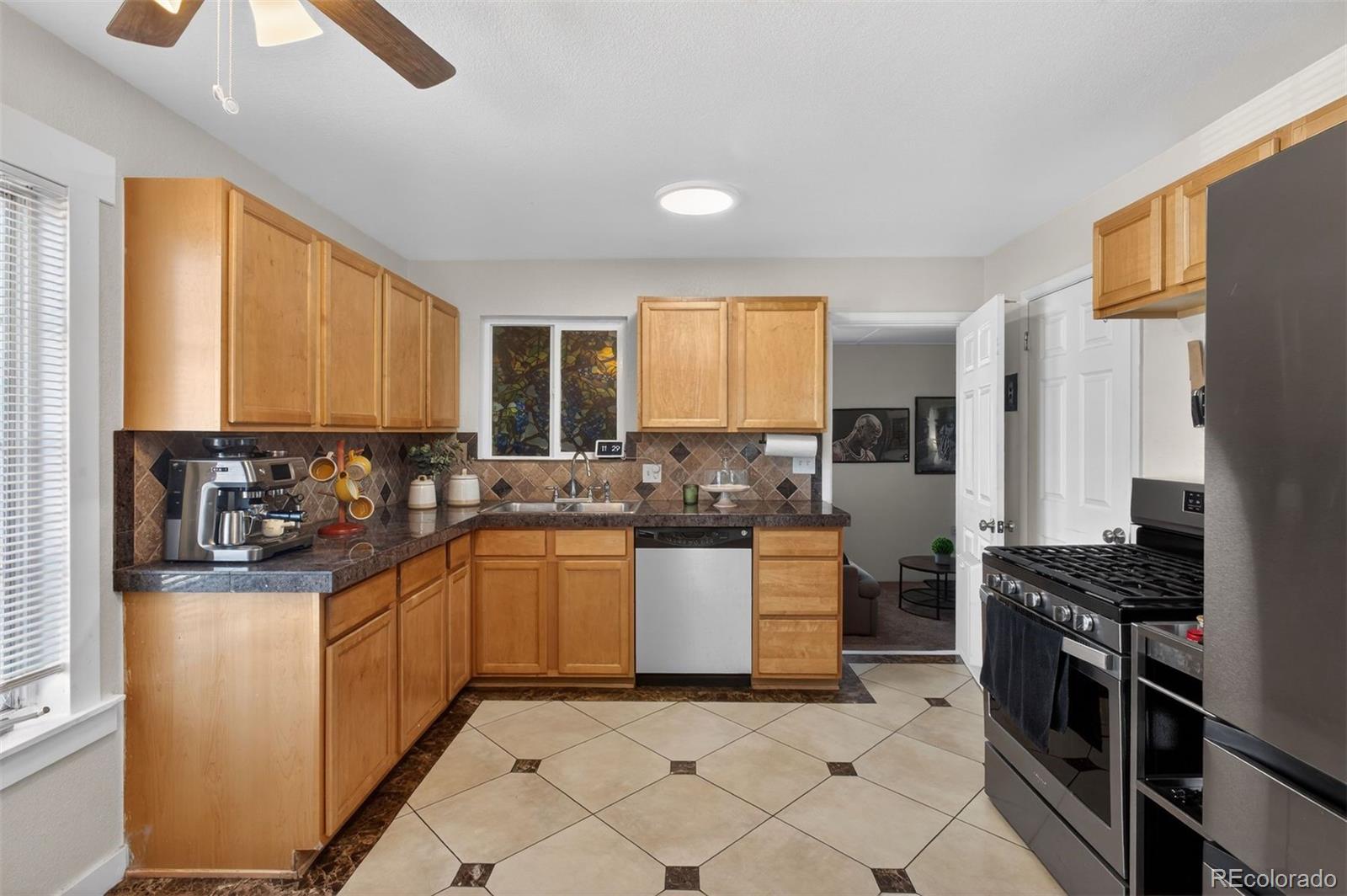 820 Newark Street Aurora CO 80010