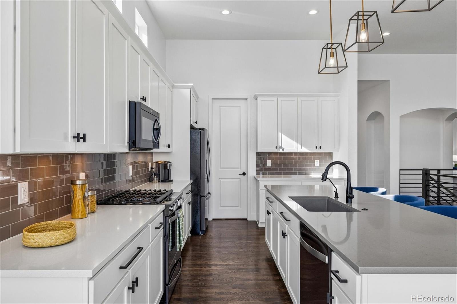 19056 W 94th Avenue Arvada CO 80007
