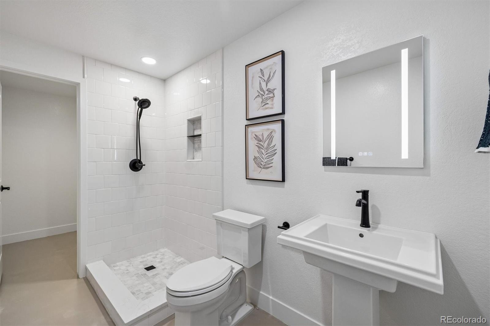 19056 W 94th Avenue Arvada CO 80007