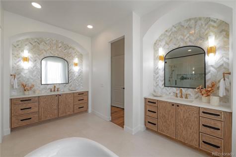 8649 Carneros Court Parker CO 80138
