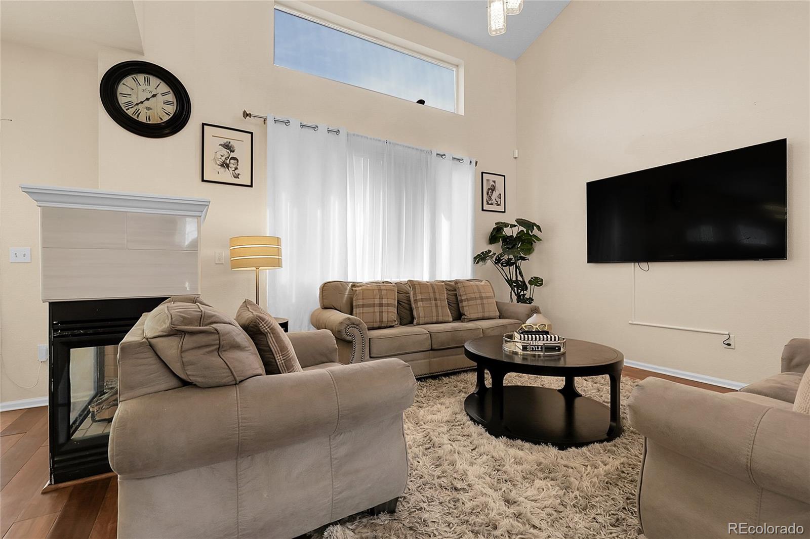337 Ivory Circle Aurora CO 80011