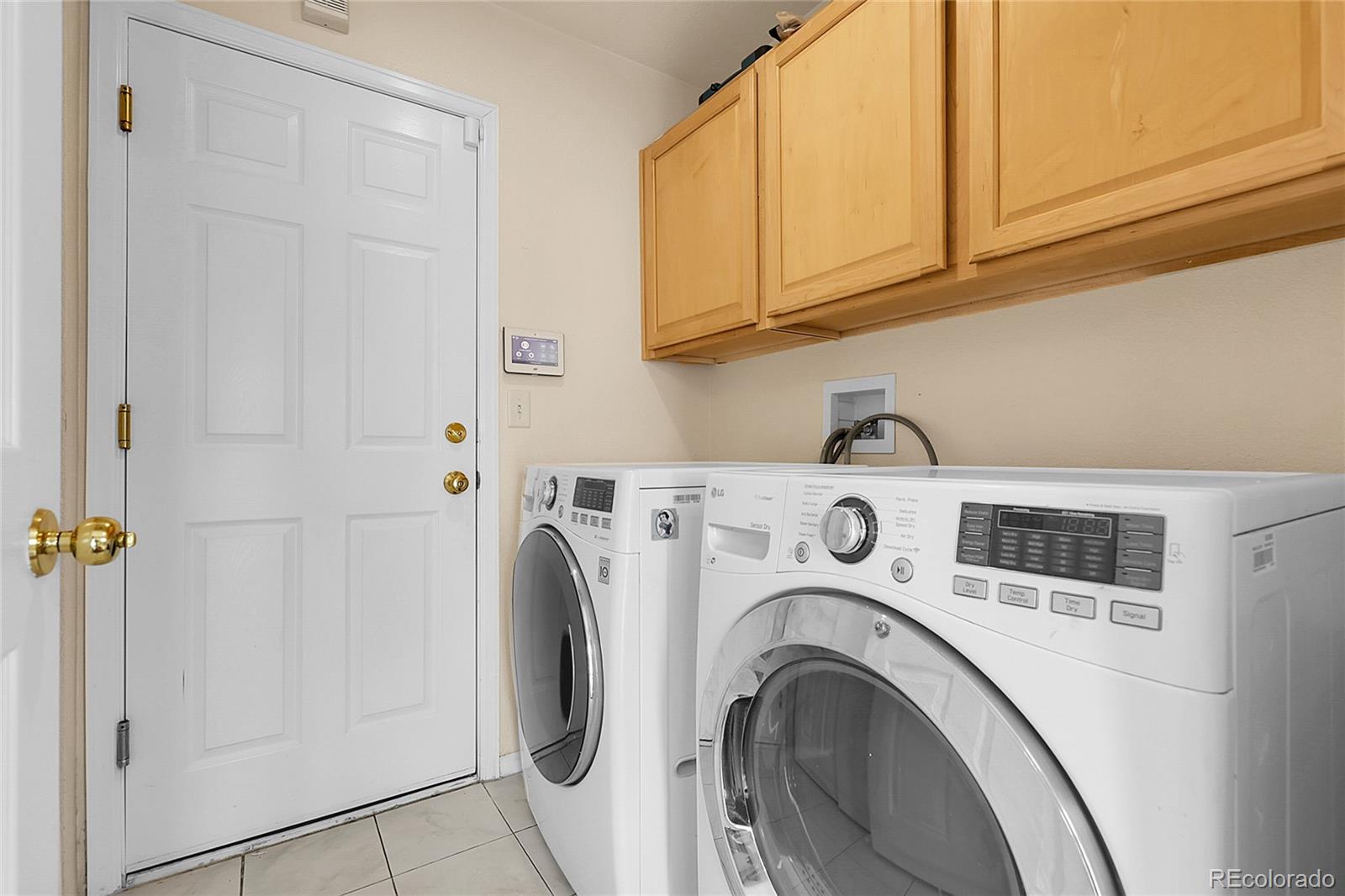 337 Ivory Circle Aurora CO 80011