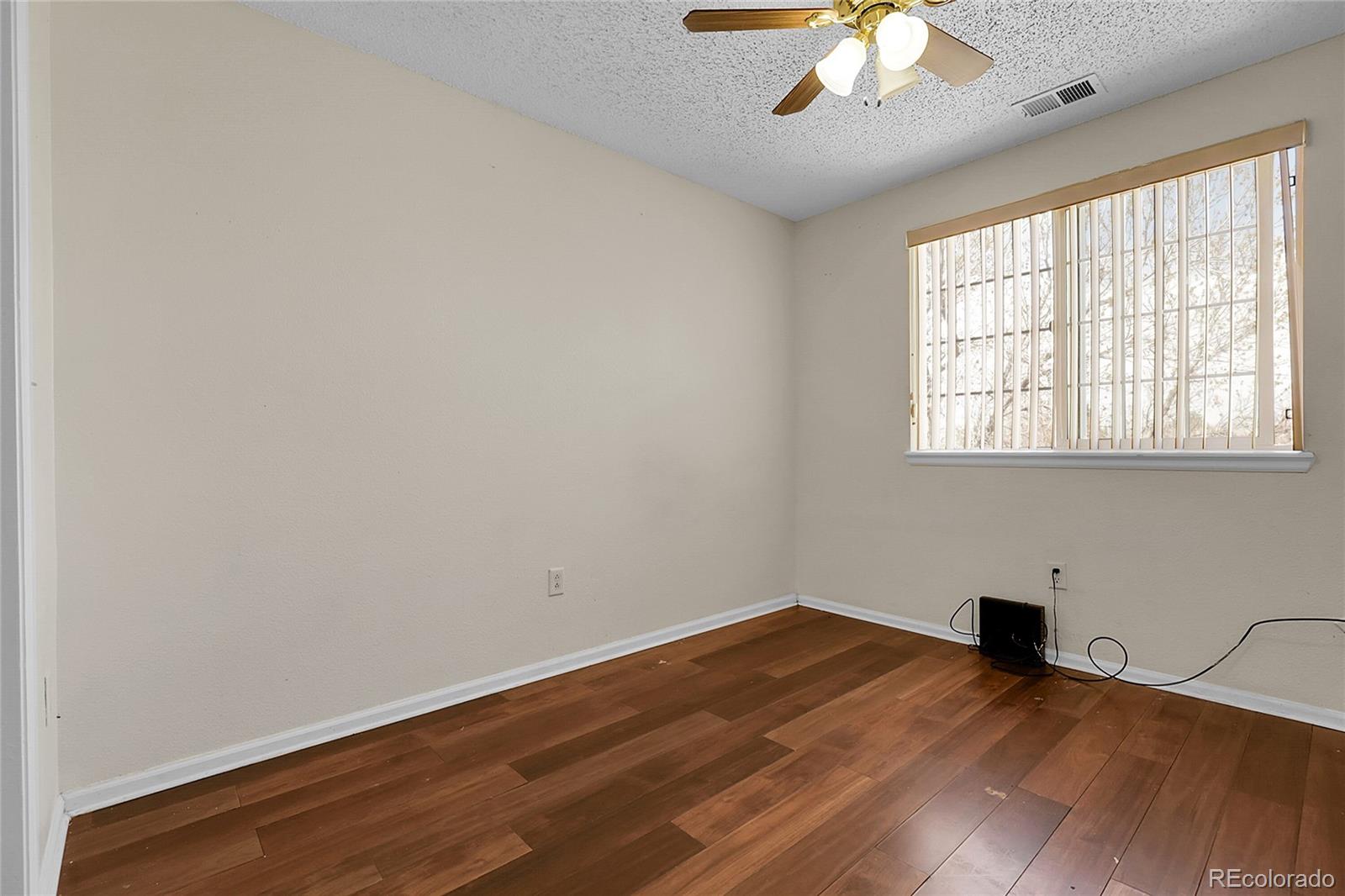 337 Ivory Circle Aurora CO 80011