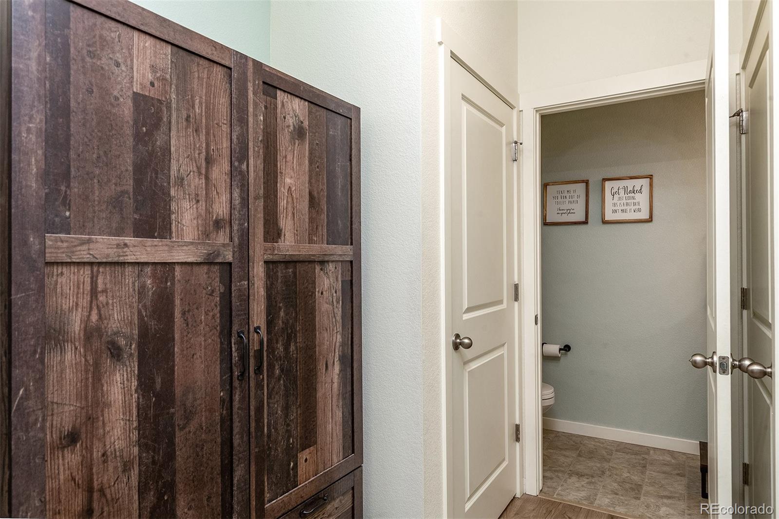 6563 Globeflower Street Wellington CO 80549