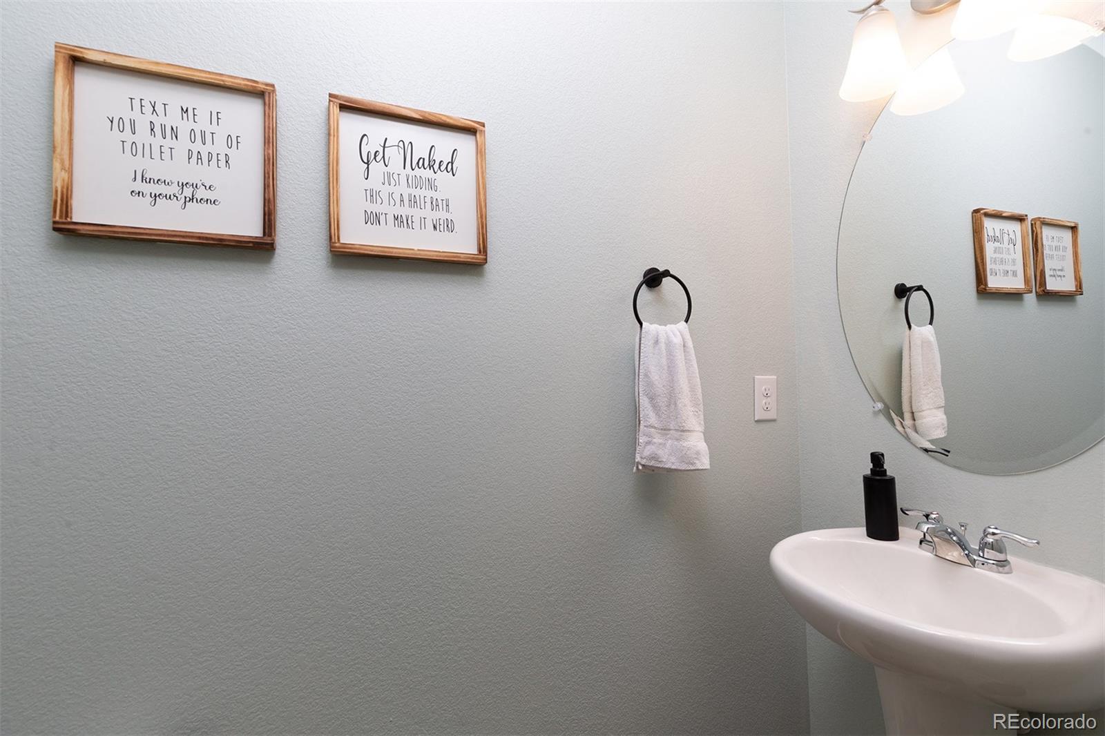 6563 Globeflower Street Wellington CO 80549