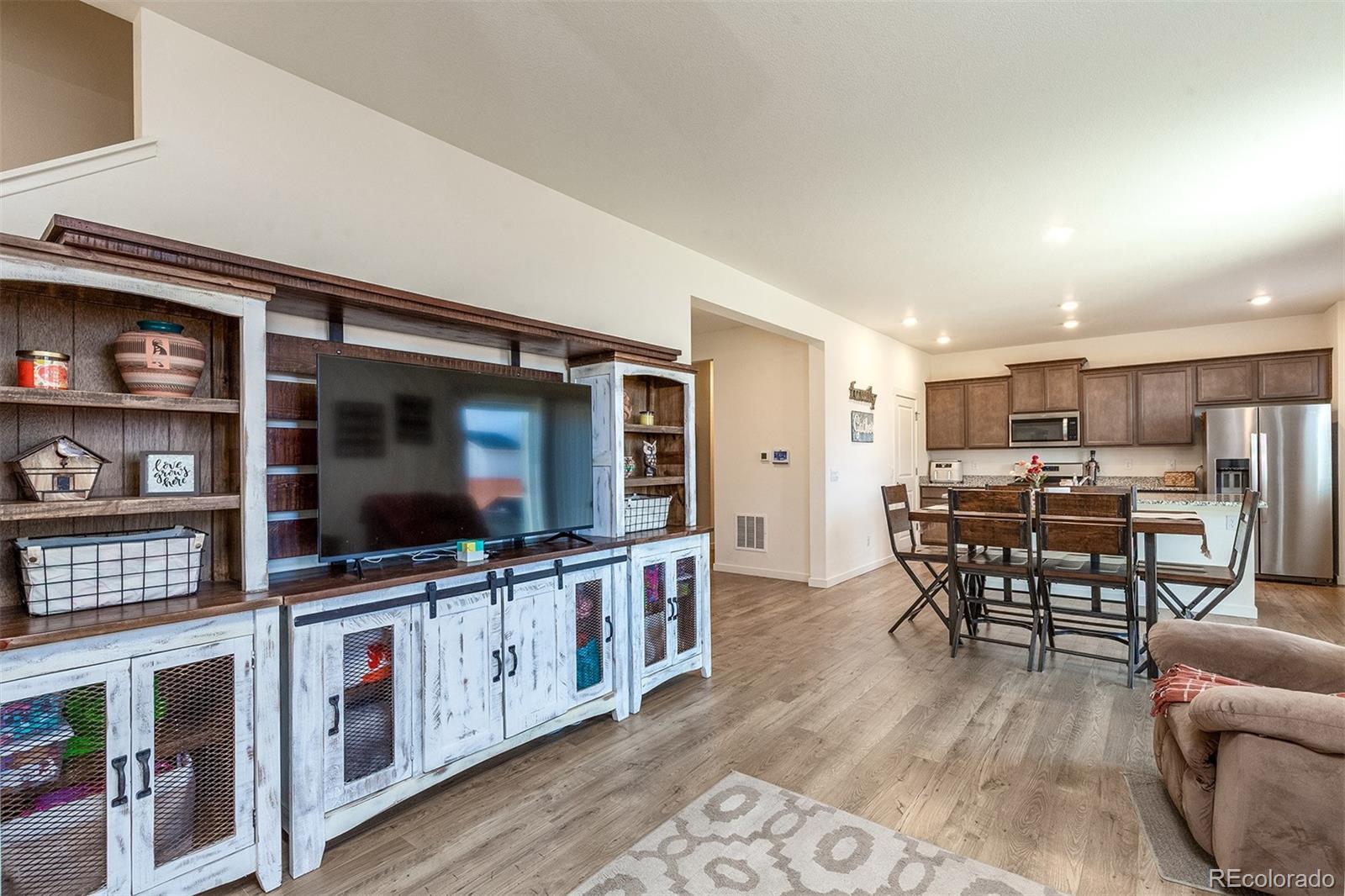 6563 Globeflower Street Wellington CO 80549