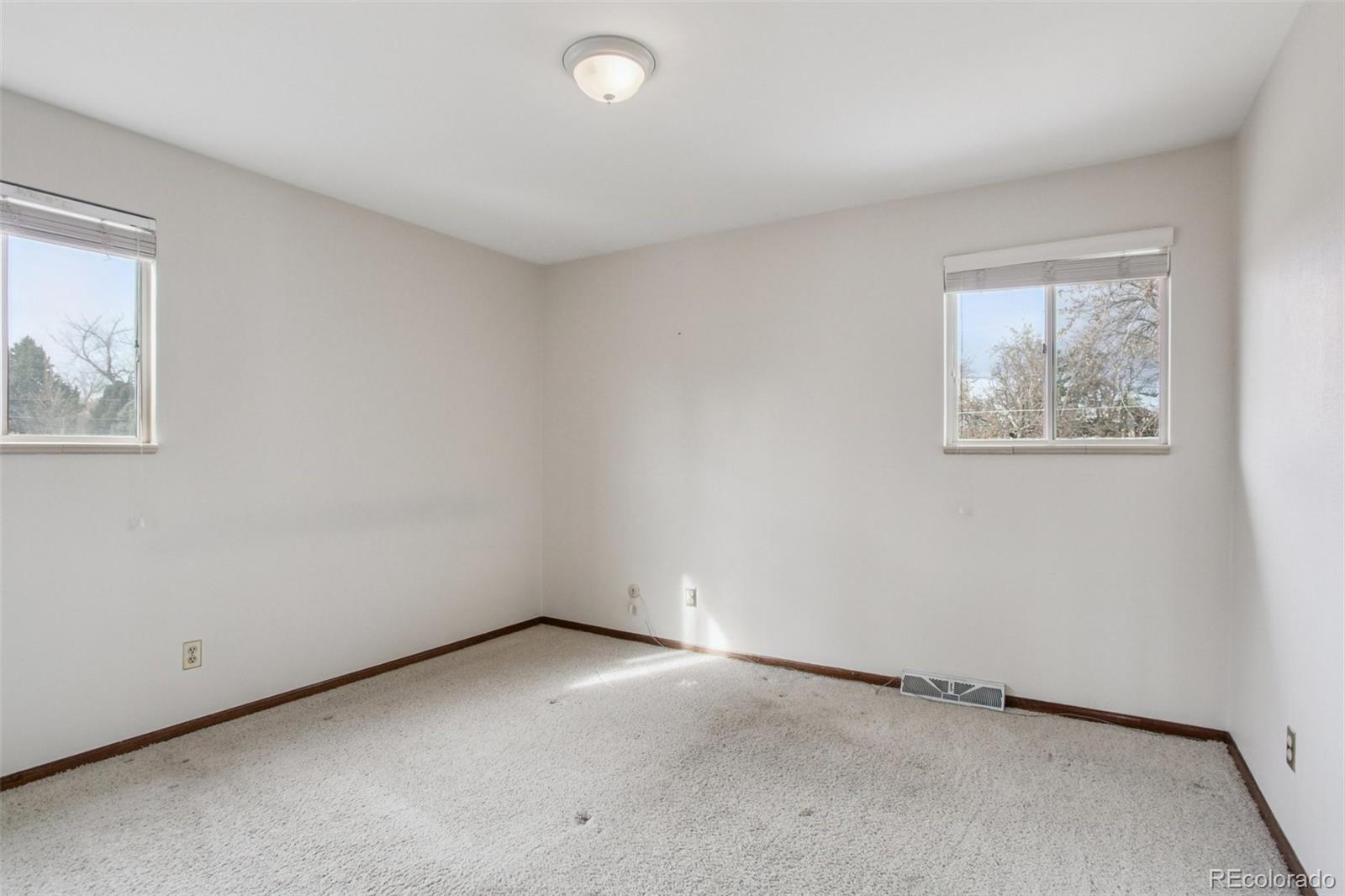 6689 S Delaware Street Littleton CO 80120