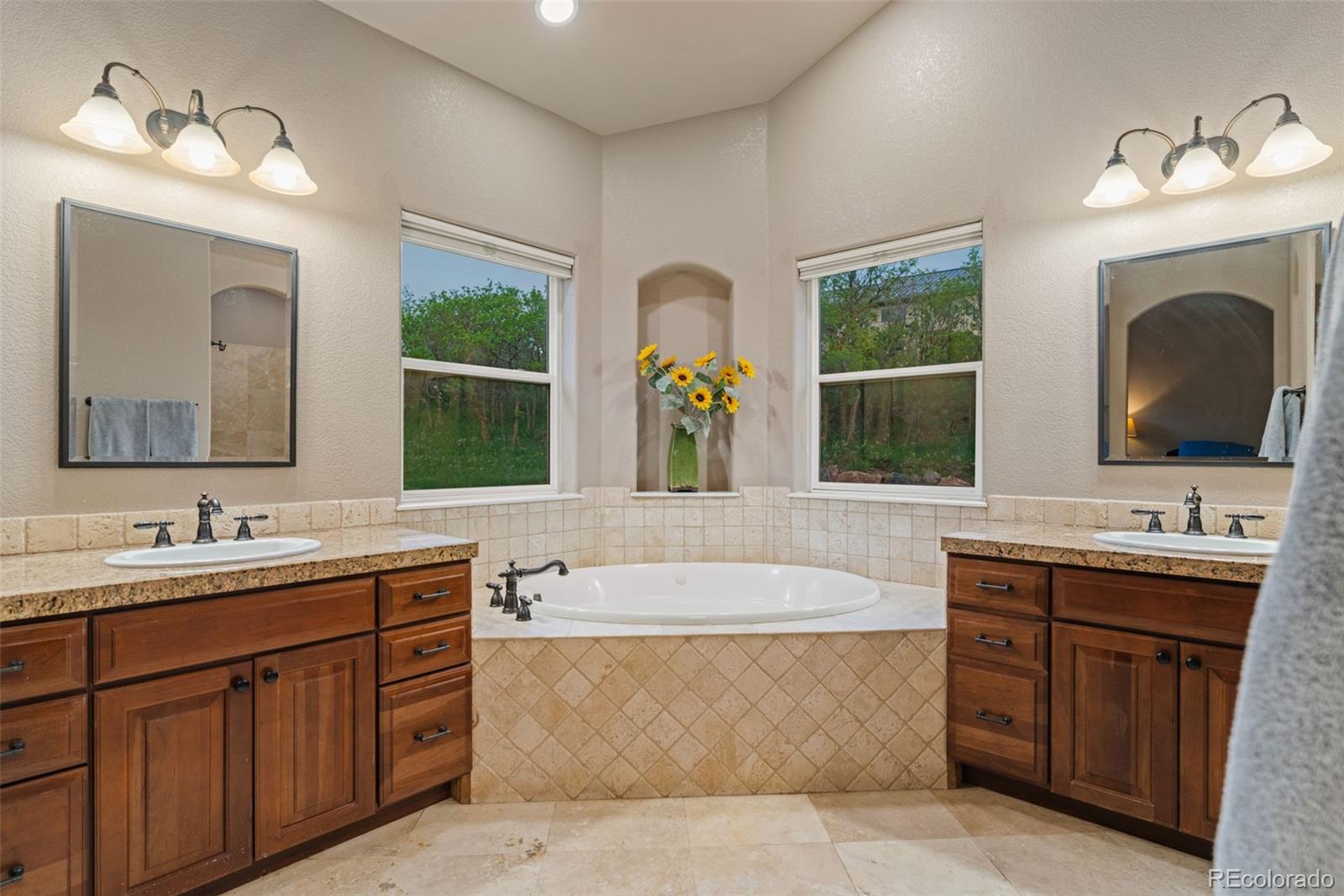 6402 Wauconda Drive Larkspur CO 80118