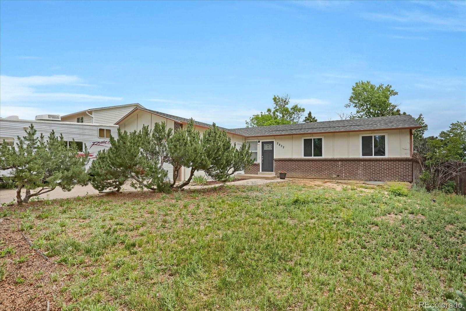 2832 S Mobile Street Aurora CO 80013