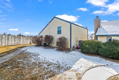 1012 S Zeno Way Aurora CO 80017