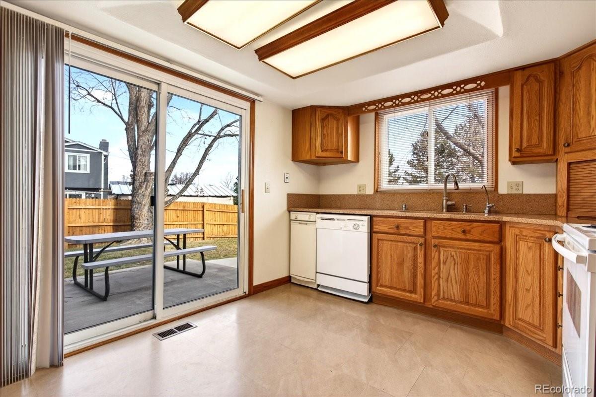 10805 W Alamo Place Littleton CO 80127
