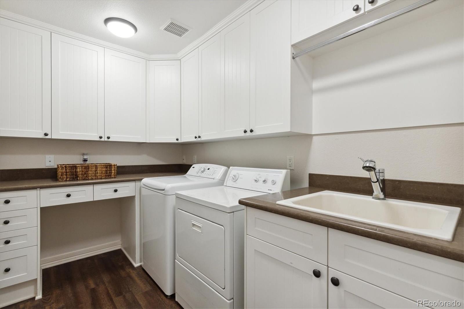 10057 S Shadow Hill Drive Lone Tree CO 80124