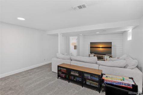 9763 W 83rd Avenue Arvada CO 80005