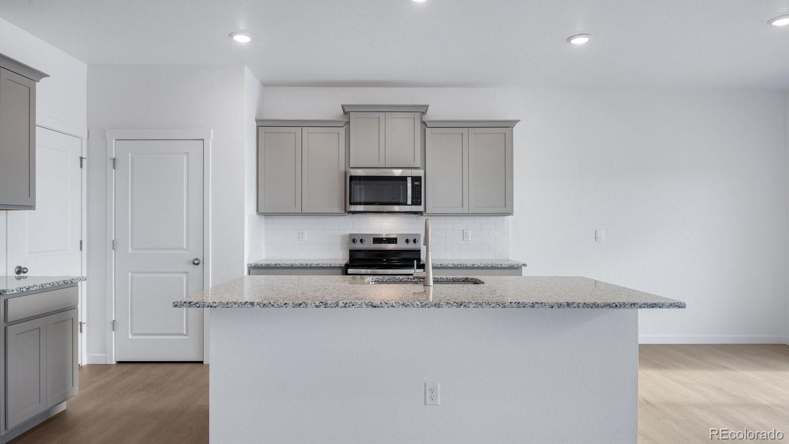 43088 Ganton Club Street Elizabeth CO 80107
