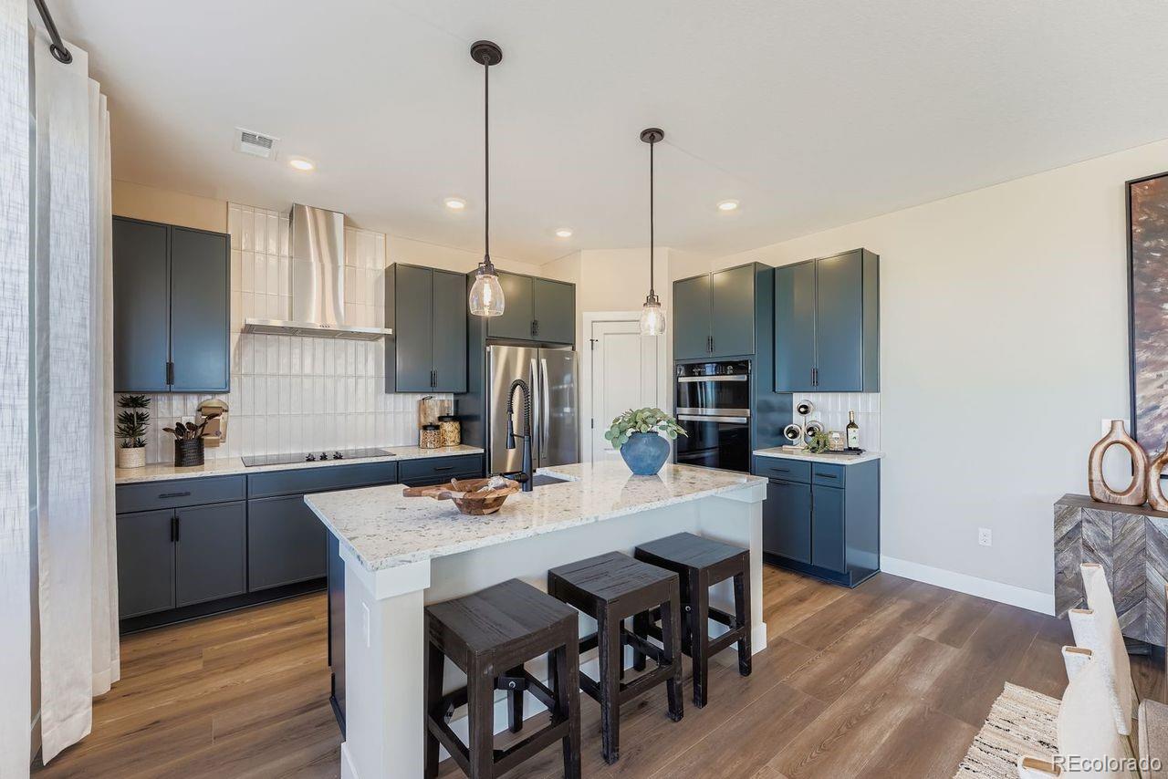 46431 Heritage Avenue Bennett CO 80102
