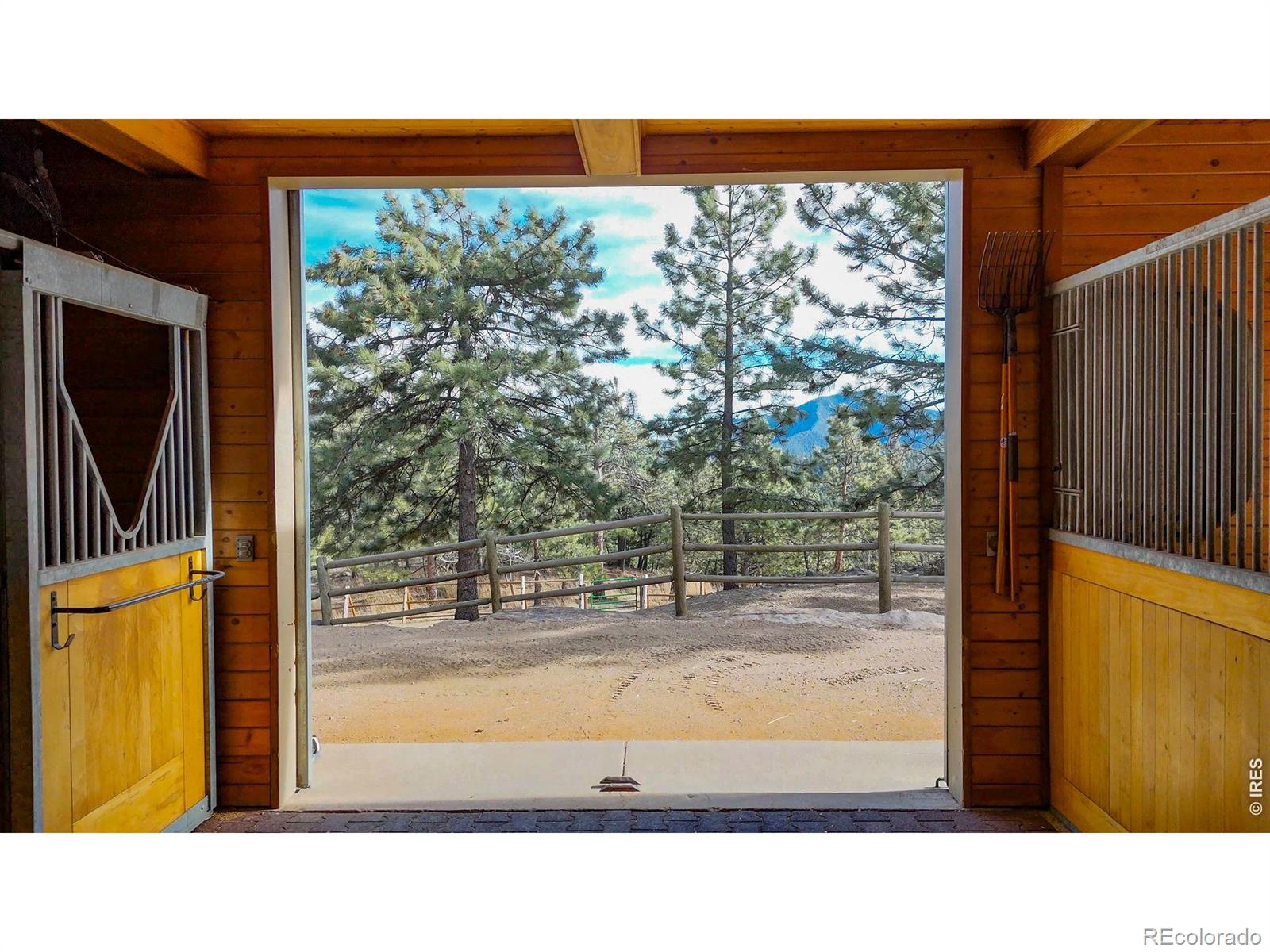 7321 Flagstaff Road Boulder CO 80302