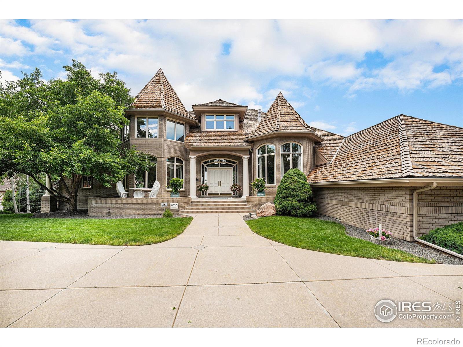 8337 Greenwood Drive Niwot CO 80503