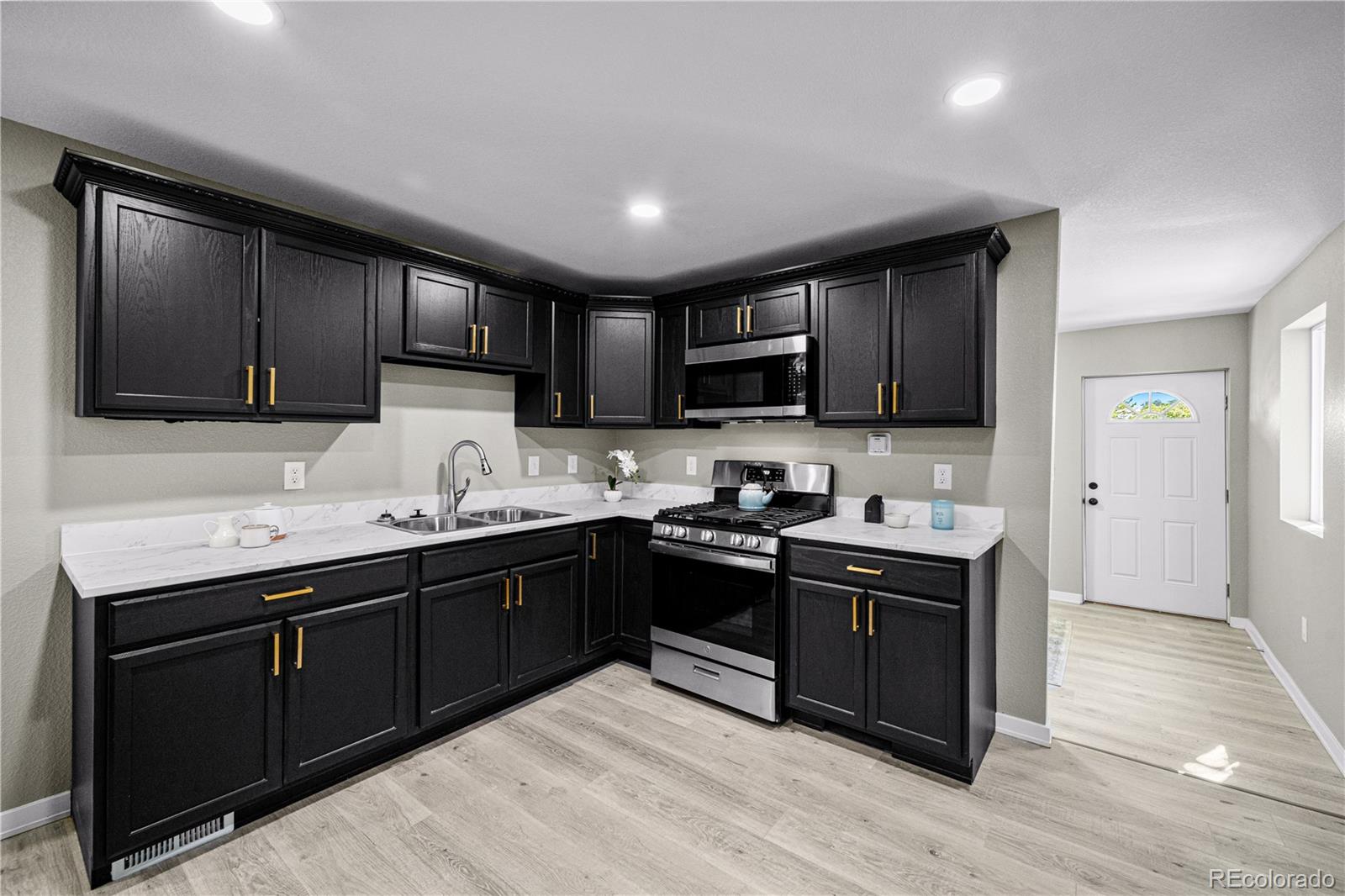 937 Elm Street Pueblo CO 81004