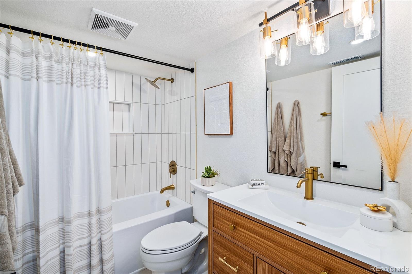 4518 Elm Court Denver CO 80211