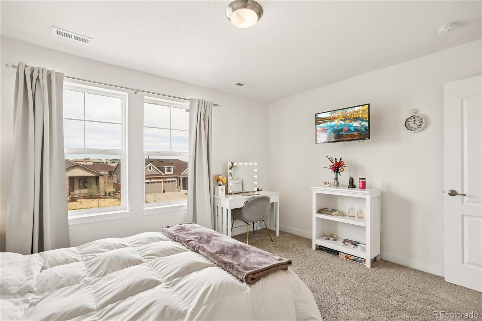 27790 E Links Place Aurora CO 80016