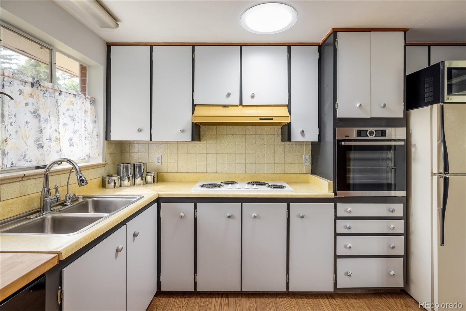 7092 W 4th Avenue Lakewood CO 80226