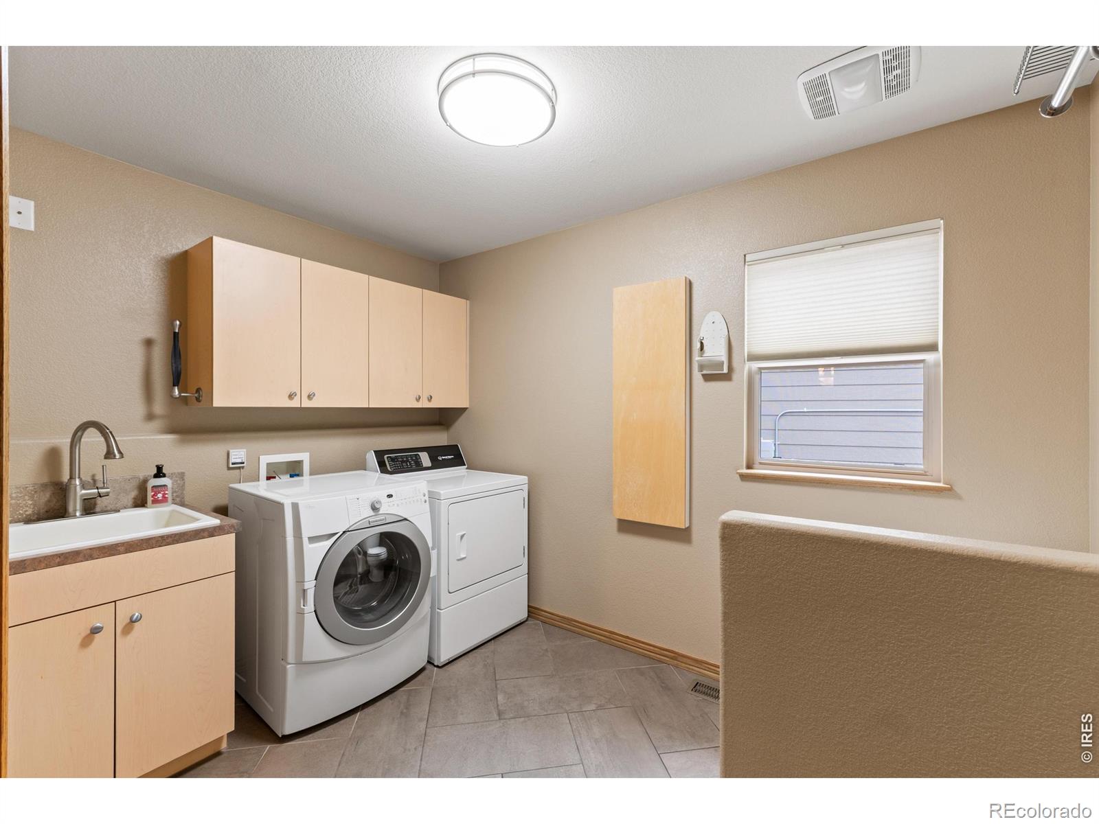 945 Crabapple Drive Loveland CO 80538