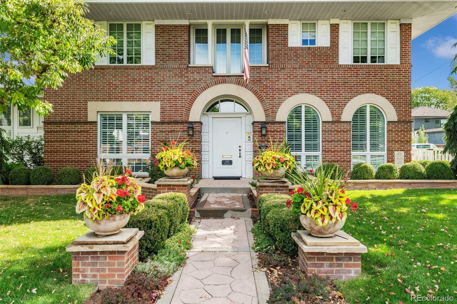 Denver CO, 300 Dahlia Street