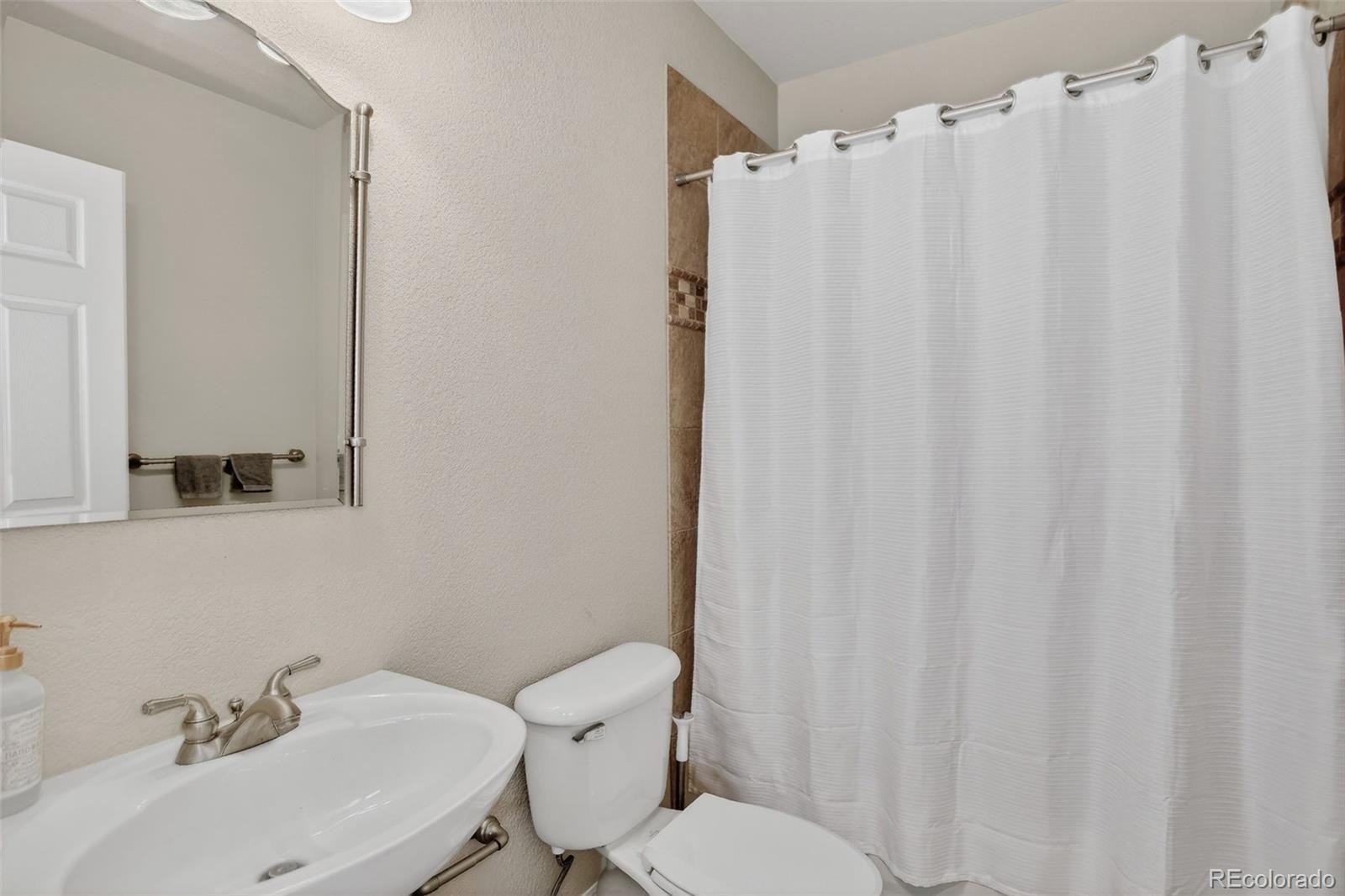 7791 S Coolidge Way Aurora CO 80016