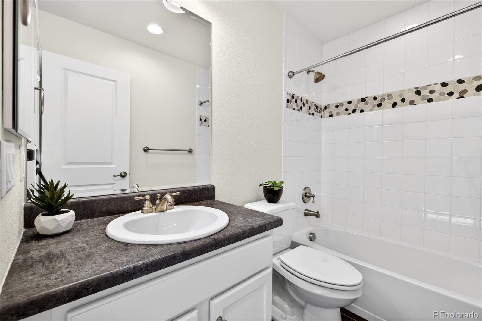 14801 E Poundstone Drive Aurora CO 80015