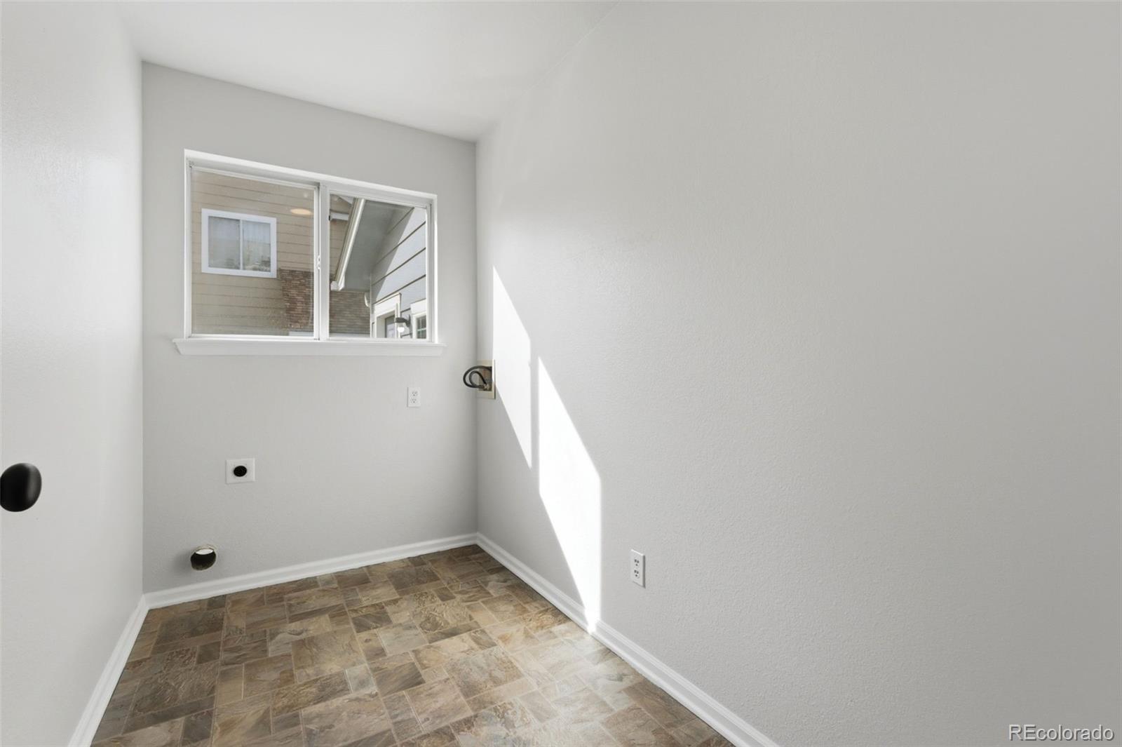 2164 S Waco Street Aurora CO 80013