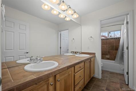 21080 E Jefferson Circle Aurora CO 80013